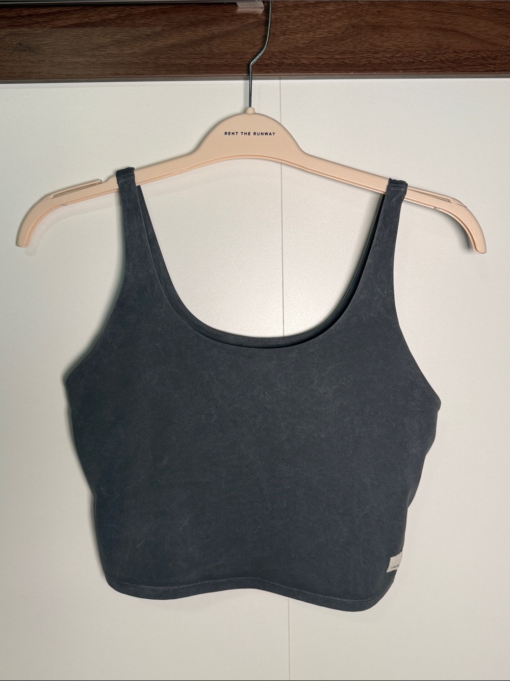 Women's Gray Cropped Tank Top - Brand: Vuori